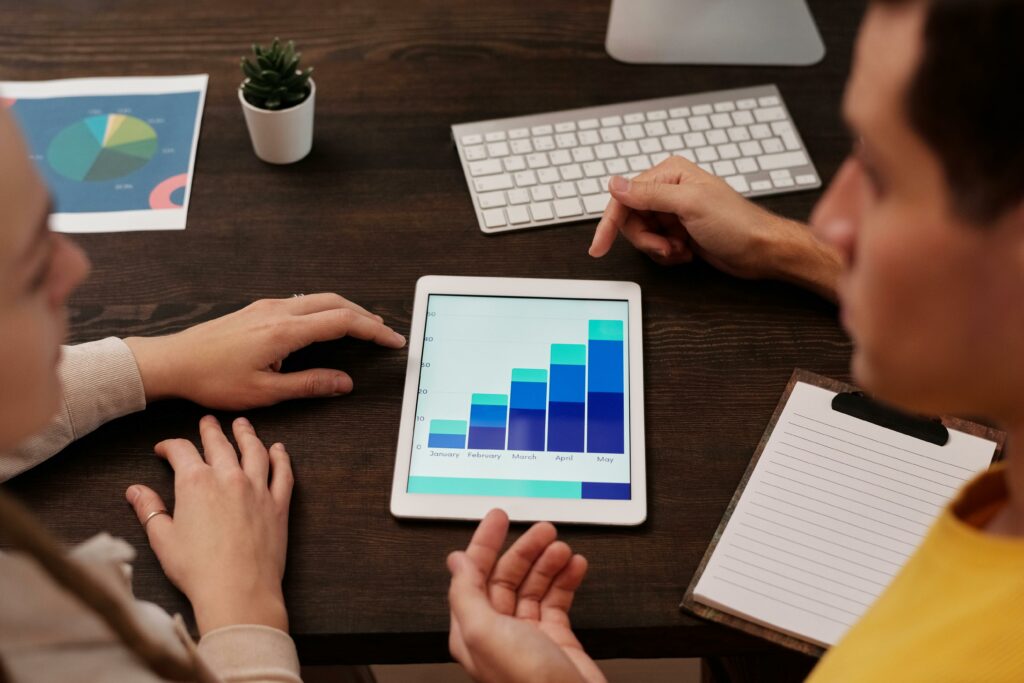 How interactive sales tools strengthen clinical conversations